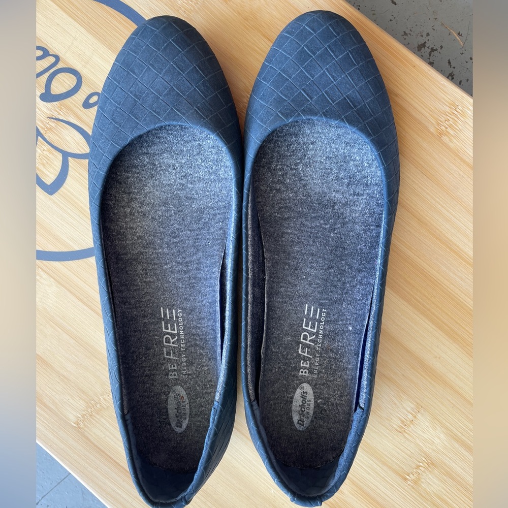 Dr. Scholl’s flats
